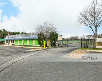 Photo 2 of Extra Space Storage - 167 Elm Street, Salisbury, MA