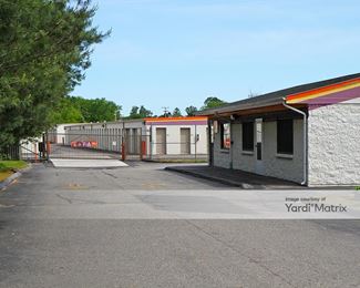 Photo 4 of Public Storage - 87 Warren Street, Randolph, MA