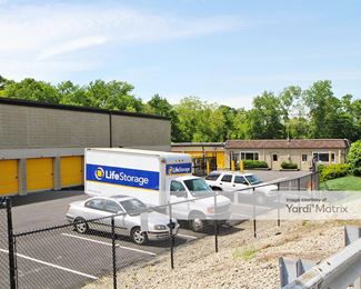 Photo 3 of Extra Space Storage - 81 Main Street, Weymouth, MA