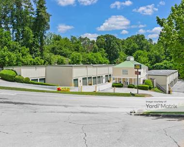 Storage Units for Rent available at 423 West Oxmoor Road, Birmingham, AL 35209