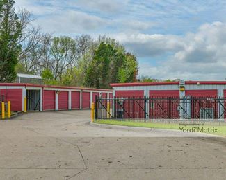 Photo 4 of iStorage - 6130 Old Greensboro Road, Tuscaloosa, AL
