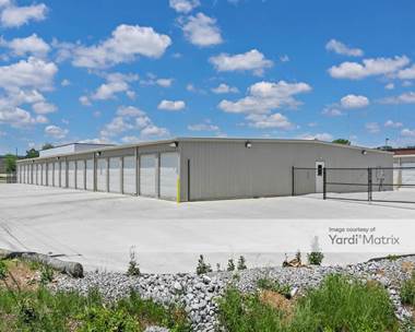 Storage Units for Rent available at 175 West Oxmoor Road, Birmingham, AL 35209