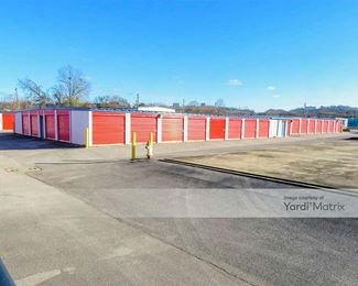 Photo 4 of iStorage - 320 6th Avenue SW, Birmingham, AL
