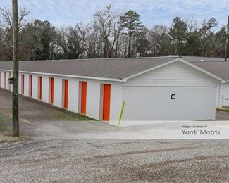 Photo 3 of Saving Space Storage - 6977 Garrett Road, Gardendale, AL