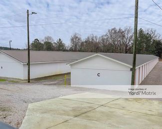 Photo 4 of Saving Space Storage - 6977 Garrett Road, Gardendale, AL