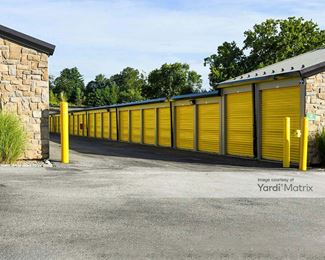 Photo 4 of Storage King USA - 1354 Hook Road, Sharon Hill , PA