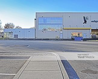 Photo 2 of Safeguard Self Storage - 1499 66th Avenue, Philadelphia, PA