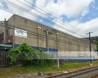 Photo 2 of Axis Waverly Storage - 690 Burmont Road, Drexel Hill, PA