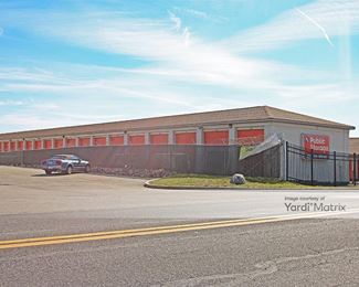 Photo 3 of Public Storage - 9425 Corporation Drive, Indianapolis, IN
