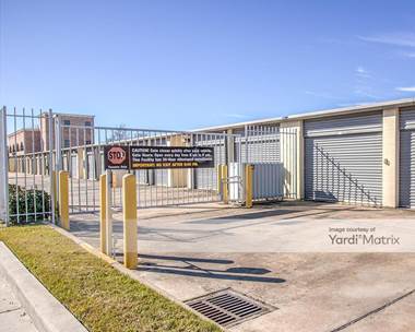 Storage Units for Rent available at 13930 Bandera Street, Houston, TX 77015