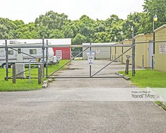 Photo 2 of Stallion Storage - 1819 West Highway 332, Lake Jackson, TX