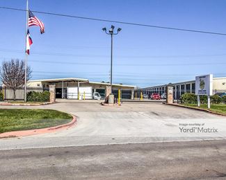Photo 3 of iStorage - 620 Normandy Street, Houston, TX