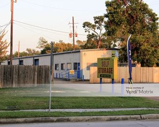 Photo 2 of AAA Alliance Self Storage - 140 South Houston Avenue, Humble, TX