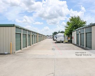 Photo 2 of SmartStop Self Storage - 1671 Northpark Drive, Kingwood, TX