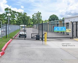 Photo 6 of SmartStop Self Storage - 1671 Northpark Drive, Kingwood, TX