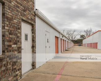 Photo 4 of Right Move Storage - 21667 Aldine Westfield Road, Humble, TX