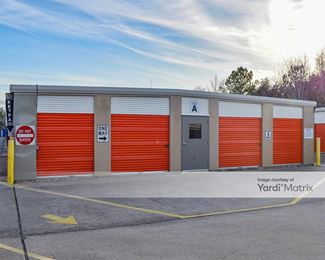 Photo 2 of Public Storage - 5710 Broadway Street, Pearland, TX