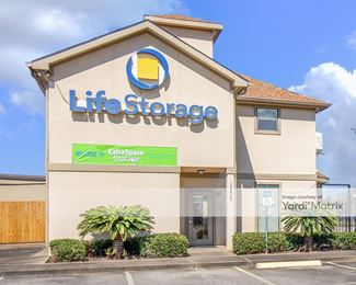 Photo 1 of Extra Space Storage - 1238 FM 1462 Road, Alvin, TX