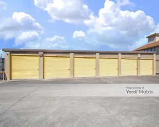 Photo 2 of Extra Space Storage - 1238 FM 1462 Road, Alvin, TX