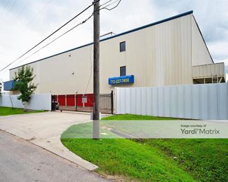 Photo 3 of Extra Space Storage - 1927 Scott Street, Houston, TX