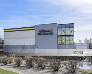 Photo 2 of Safeguard Self Storage - 21W379 Lake Street, Addison, IL
