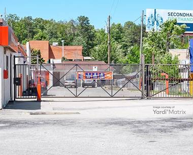 Storage Units for Rent available at 1900 Mini Warehouse Road, Birmingham, AL 35244