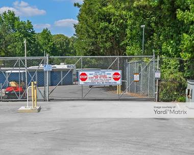 Storage Units for Rent available at 1441 Forestdale Blvd, Birmingham, AL 35214