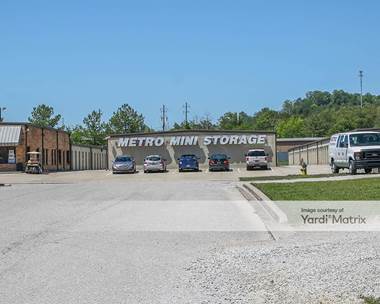 Storage Units for Rent available at 100 Metro Pkwy, Pelham, AL 35124