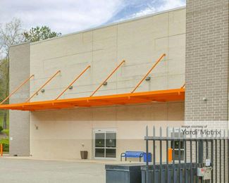 Photo 2 of Morningstar Storage - 4590 Overton Road, Birmingham, AL