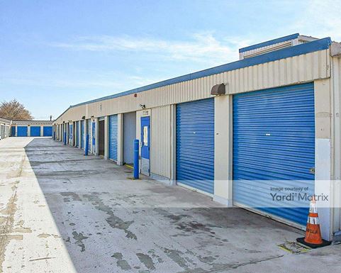 Photo 5 of modSTORAGE - 3503 North B Street, Philadelphia, PA