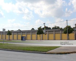 Photo 2 of Extra Space Storage - 2410 Marina Bay Drive, League City, TX