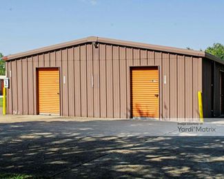 Photo 3 of 10 Federal Storage - 15442 Highway 6, Santa Fe, TX
