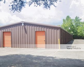 Photo 5 of 10 Federal Storage - 15442 Highway 6, Santa Fe, TX