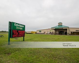 Photo 3 of Extra Space Storage - 4402 Underwood Road, La Porte, TX