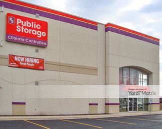 Photo 3 of Public Storage - 2620 West Lake Street, Hanover Park, IL