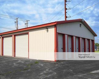 Photo 4 of Breezy-s Discount Storage - 1515 Pleasant Street, DeKalb, IL