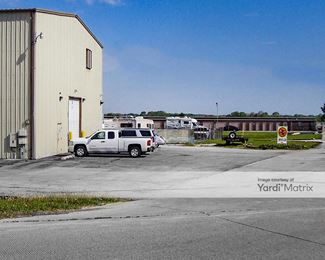 Photo 2 of J-J Self Storage - 2015 Route 34, Oswego, IL