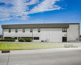 Photo 3 of J-J Self Storage - 2015 Route 34, Oswego, IL