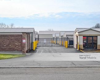 Photo 4 of Anchor Storage - 1009 Geneva Street, Shorewood, IL