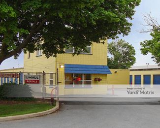 Photo 1 of 10 Federal Self Storage - 1741 Weld Road, Elgin, IL