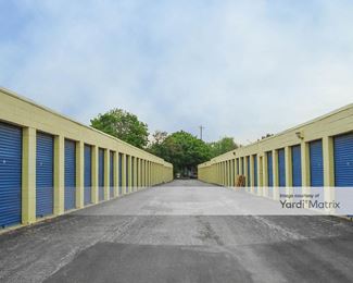 Photo 3 of 10 Federal Self Storage - 1741 Weld Road, Elgin, IL