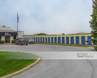 Photo 4 of 10 Federal Self Storage - 1741 Weld Road, Elgin, IL