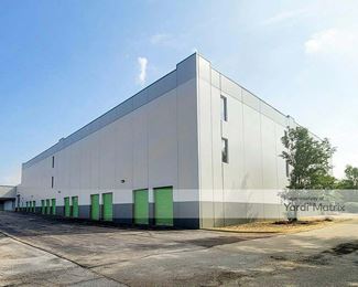 Photo 1 of Extra Space Storage - 1650 North Randall Road, Aurora, IL