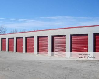 Photo 2 of 10 Federal Storage - 2710 North Farnsworth Avenue, Aurora, IL