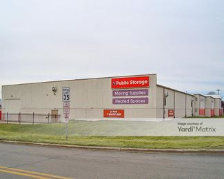 Photo 4 of Public Storage - 280 Main Place, Carol Stream, IL
