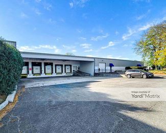 Photo 3 of Extra Space Storage - 700 East Park Avenue, Libertyville, IL