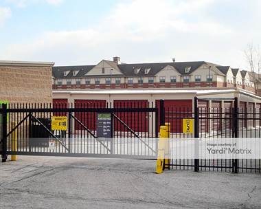 Storage Units for Rent available at 16869 Kilbourne Street, Country Club Hills, IL 60478