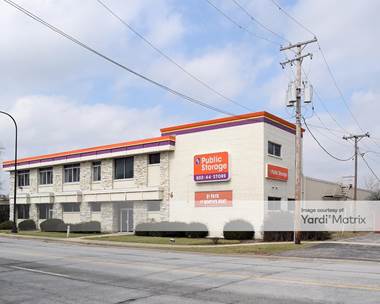 Storage Units for Rent available at 708 West Central Road, Mount Prospect, IL 60056