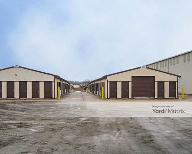 Storage Units for Rent available at 11100 Broadway Avenue, Crown Point, IN 46307