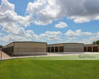Photo 3 of Extra Space Storage - 4222 North Main Street, Baytown, TX
